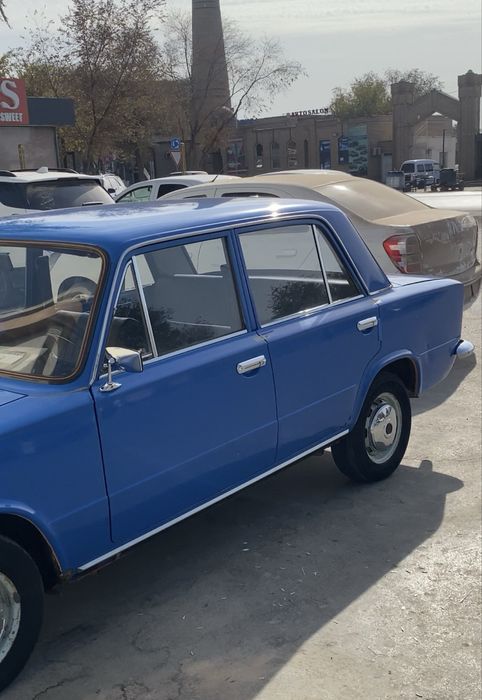 Ваз 2101 сотилади