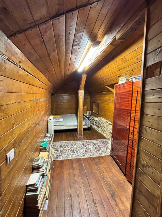 Închiriere apartament 2 camere: mansardă, Piața Regina Maria / Parcul Carol. Pet friendly