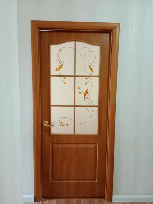 Продам межкомнатные  двери