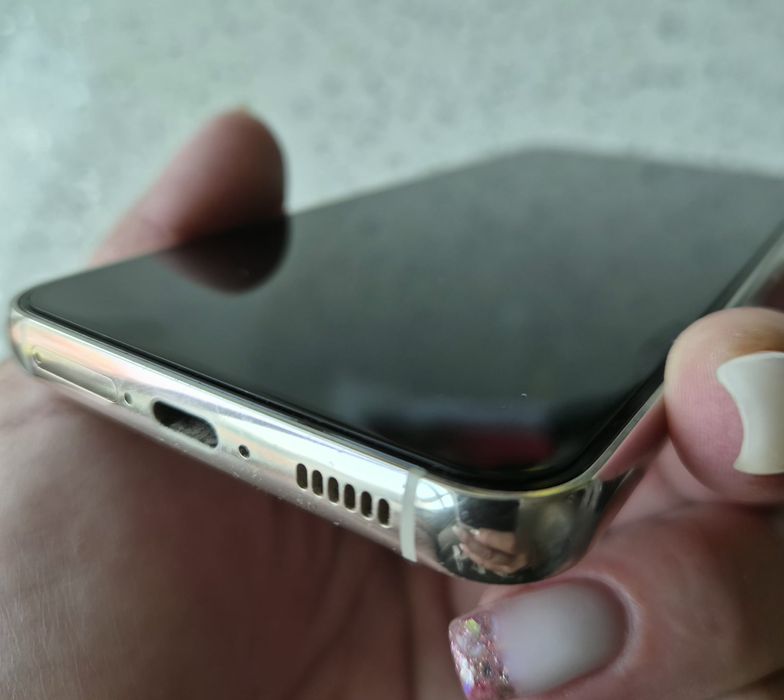 Samsung      S 23