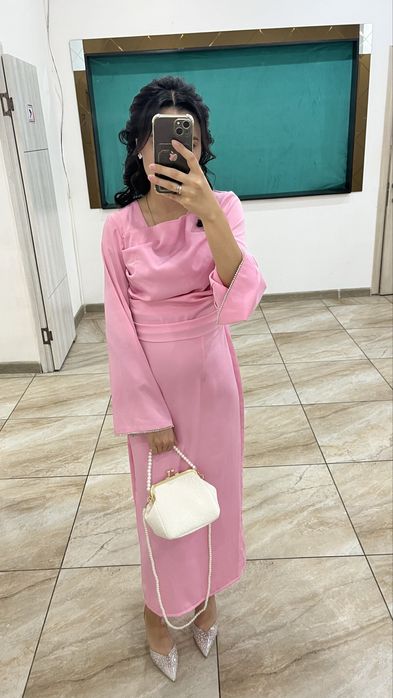 Продам платья в отличном состоянии