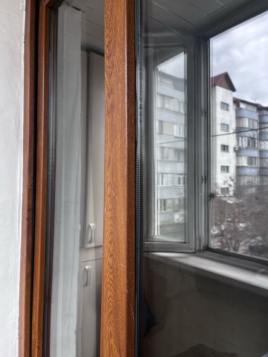 Окна и дверь  вместе