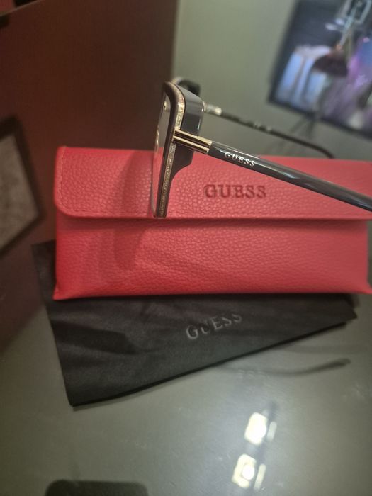 Guess- нови диоптрични очила