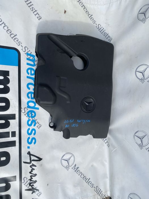 Капак двигател  Мерцедес Спринтер W906