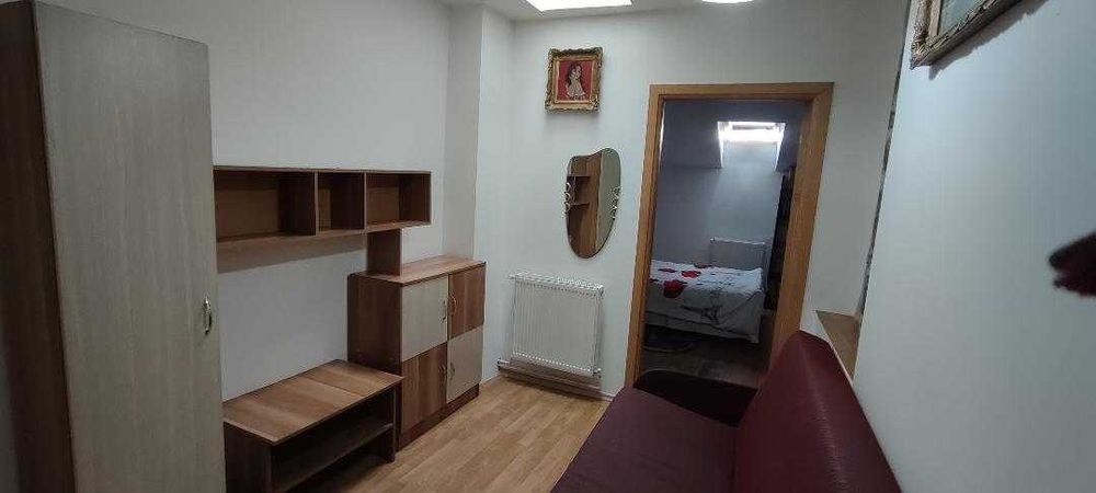 Inchiriez apartament modern, de 3 camere la mansarda, In Terezian