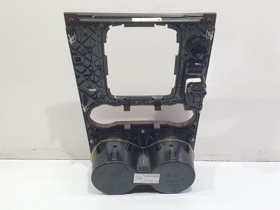 Ornament consola centrala 7p1863216 Volkswagen Touareg 2 (7P) (2010 - 2014) 3.0 tdi CASA