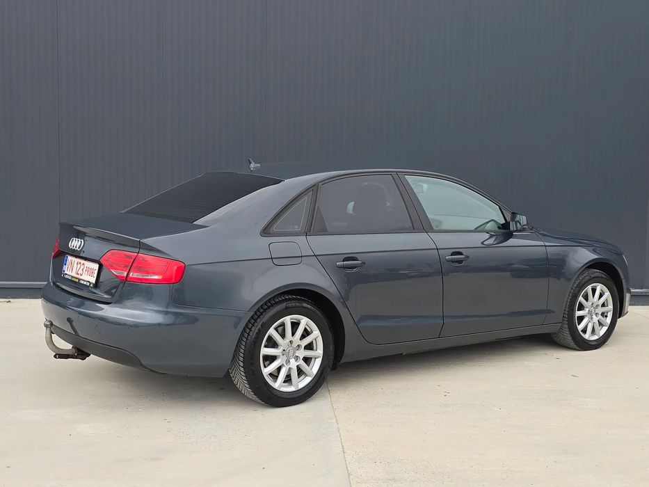 AUDI A4 2011 — imagine 4