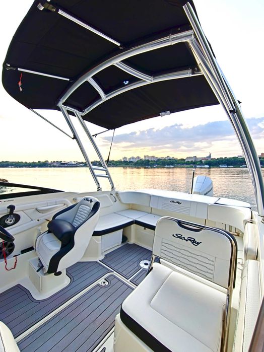 barca searay 210 spx  2022