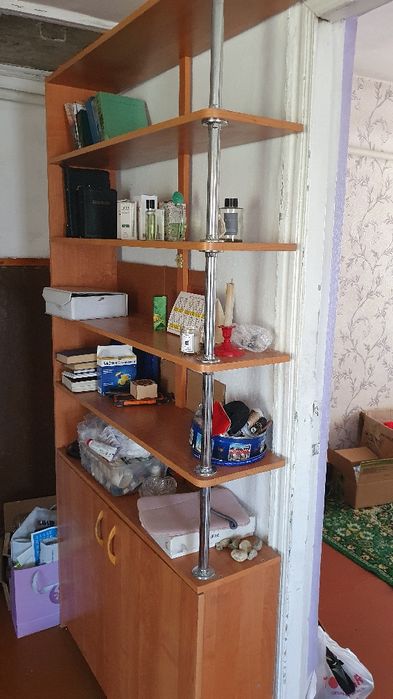 Продам стеллаж напольный
