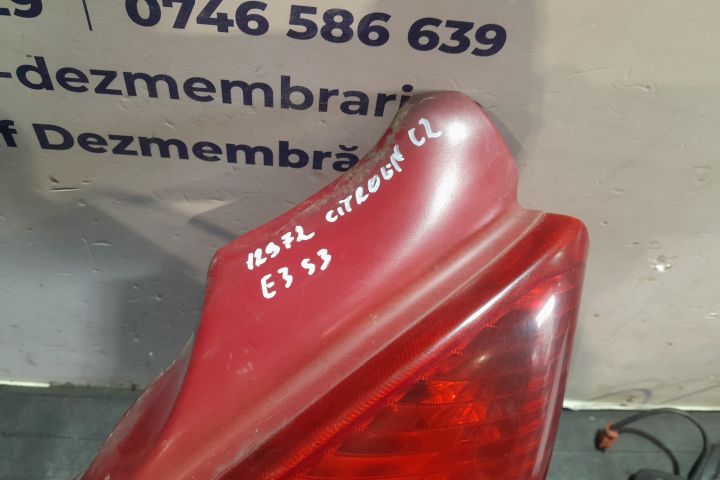 Lampa / Tripla stop dreapta pe aripa Citroen C2 prima generatie