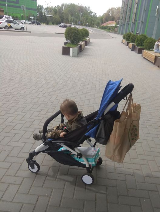 Продам коляску baby yoya