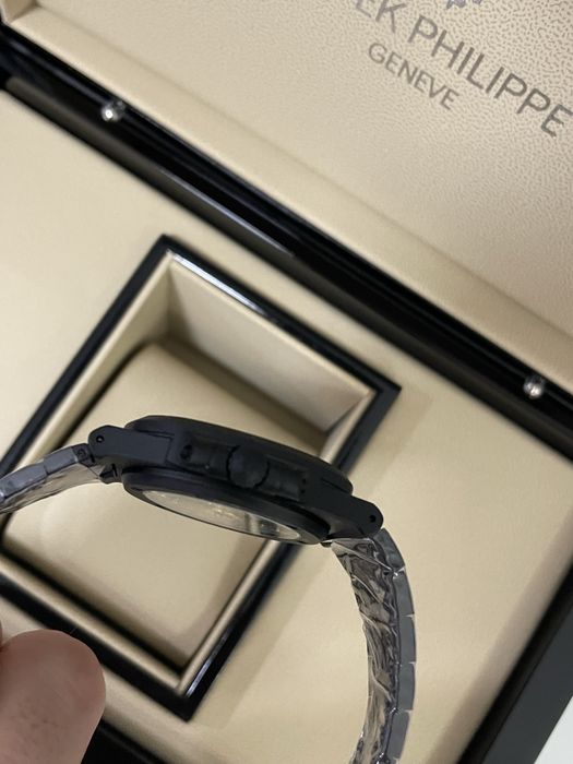 P.Philippe nautilus black