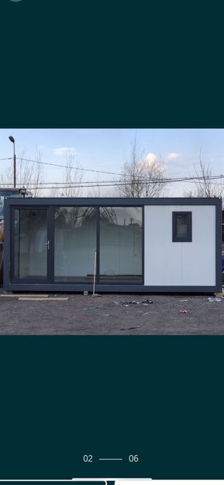 Vand containere magazin vitrina