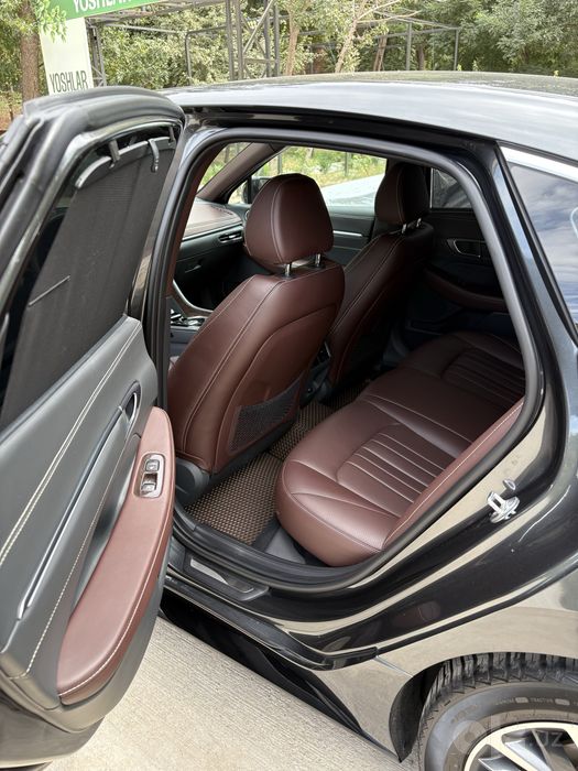 Hyundai Sonata 2.5 AT, 5-я позиция
