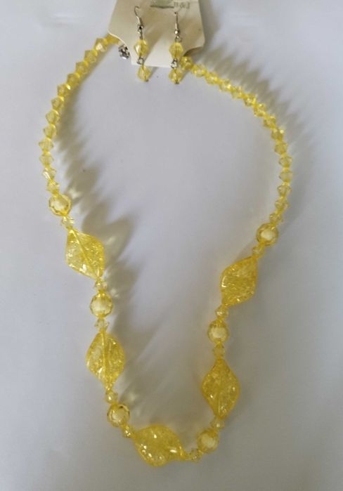 Бижута - колиета, колиета с обеци