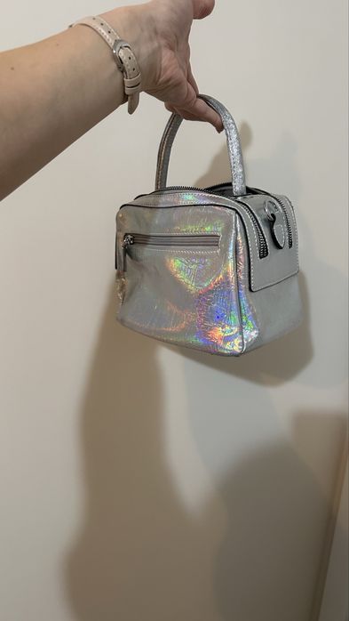 Дамска чанта покрита с камъни