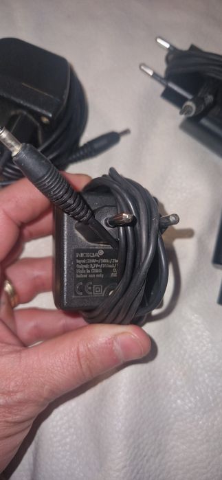 incarcatoare vechi nokia 1100 ,1101,1112