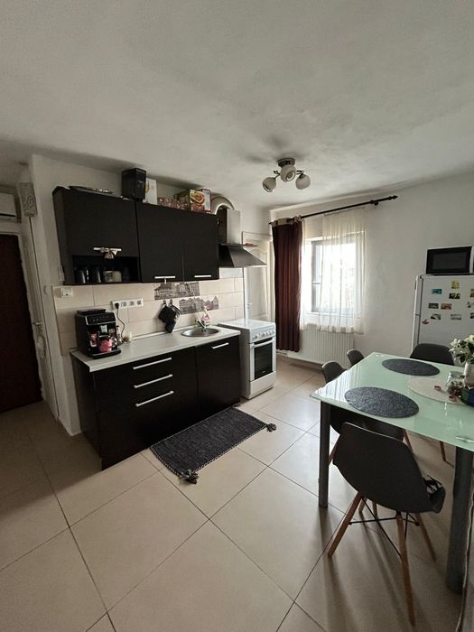 Proprietar vand ap.2cam decomandat (Fară firme)