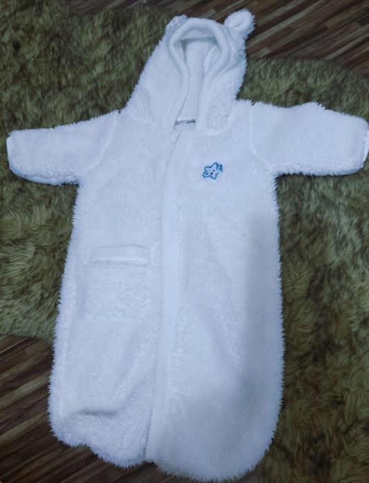 Бебешки дрешки за момиче