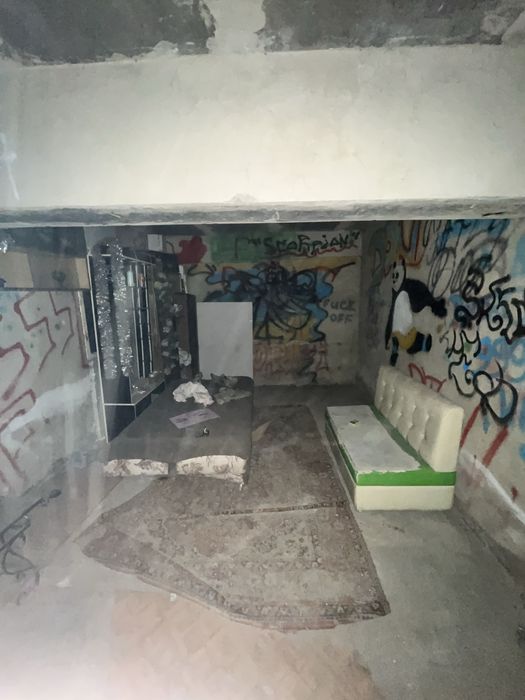 сдам подвальное помещение (комнату)