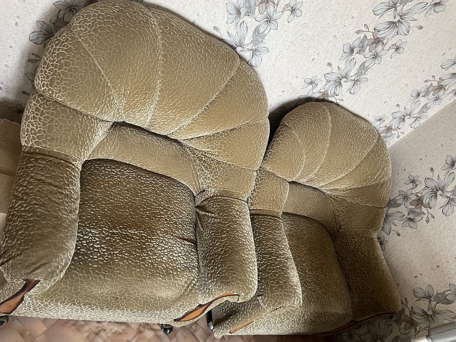 Продаю кресло б/у