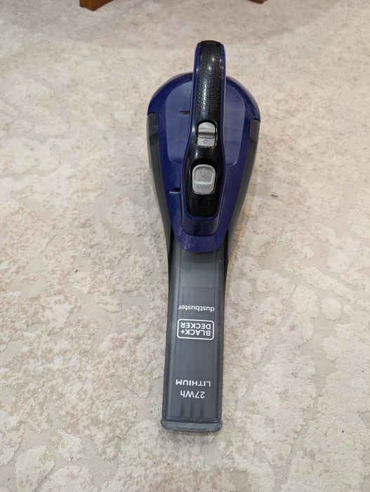 Black & Decker Dustbuster ръчна прахосмукачка