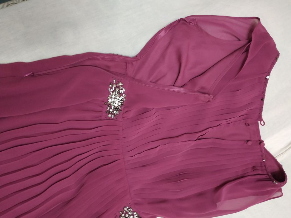 Нарядное платье для девочек