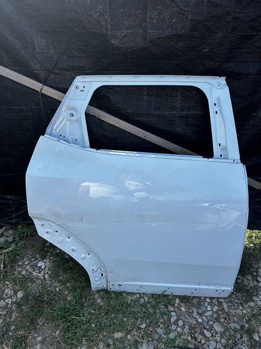 Ușă dreapta spate dacia duster 3.
