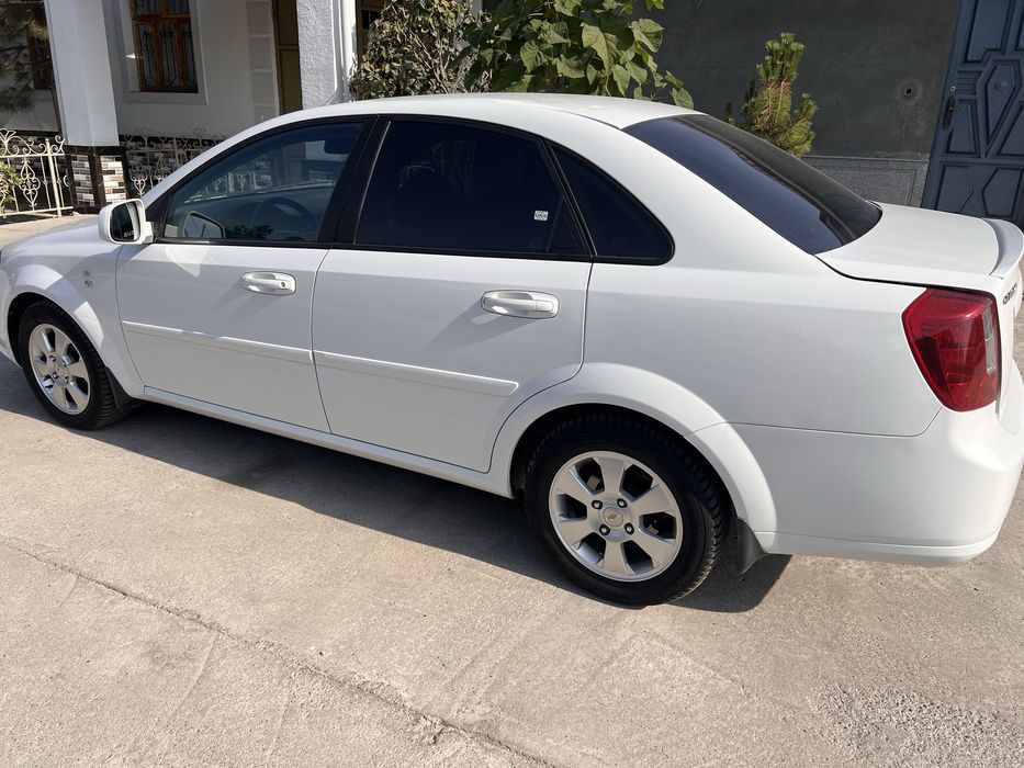 Ravon Gentra, Euro 1, 2016