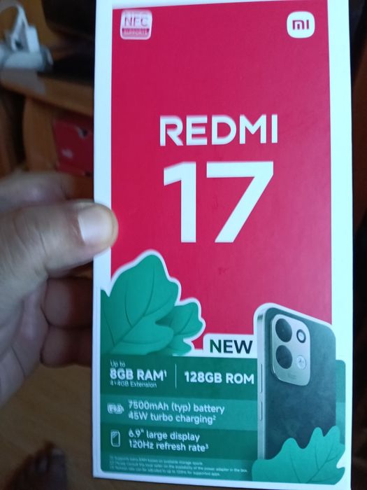 Redmi 17 nou la cutie