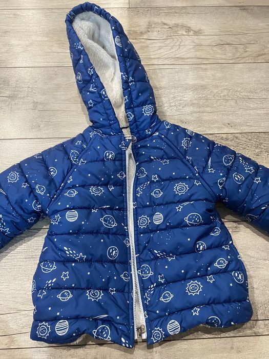 Продам куртку 2-3 года