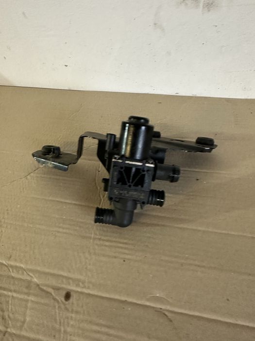Pompa  apa recirculare BMW X5 E53 3.0 diesel 6939511