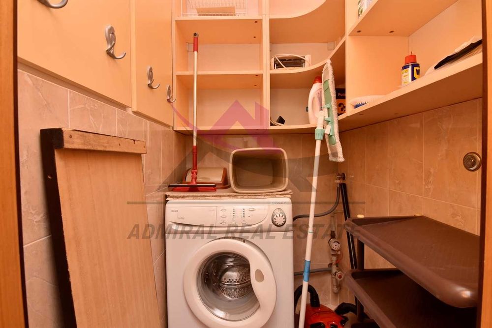 Дава се под наем Тристаен апартамент в Варна, Базар Левски - 100 кв.м за 600 € - Снимка #3