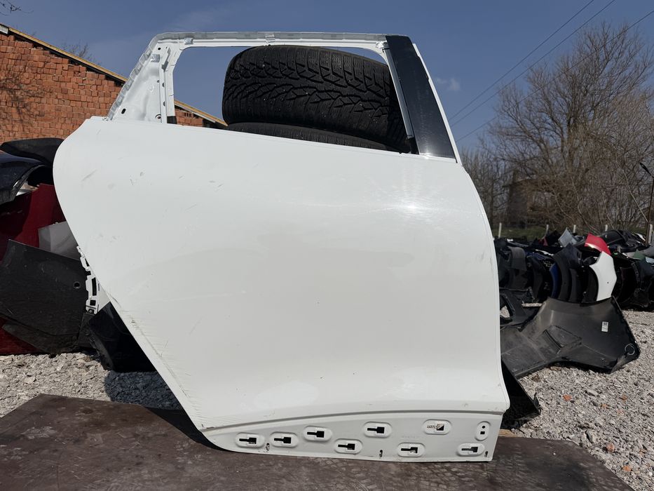 Врата Renault Clio 4 2020 год.-