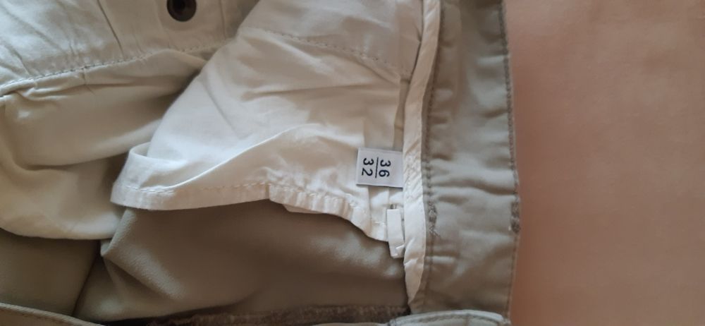 Pantaloni bărbătești edc