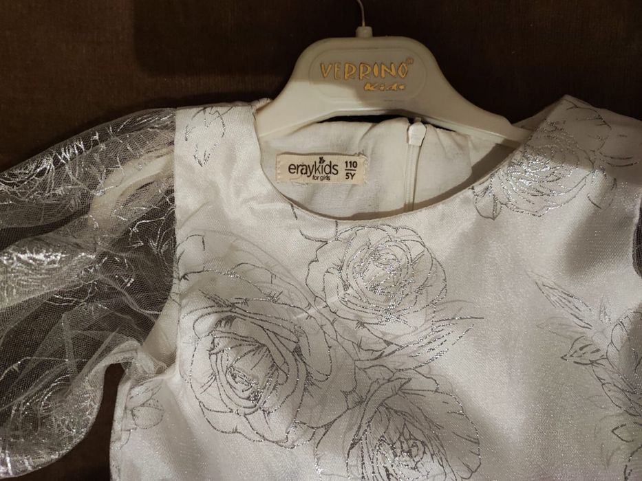 Платье белое нарядное на праздники