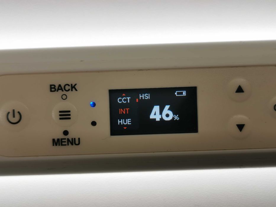 Amaran PT4c професионално RGBWW LED осветление - тръба 120см