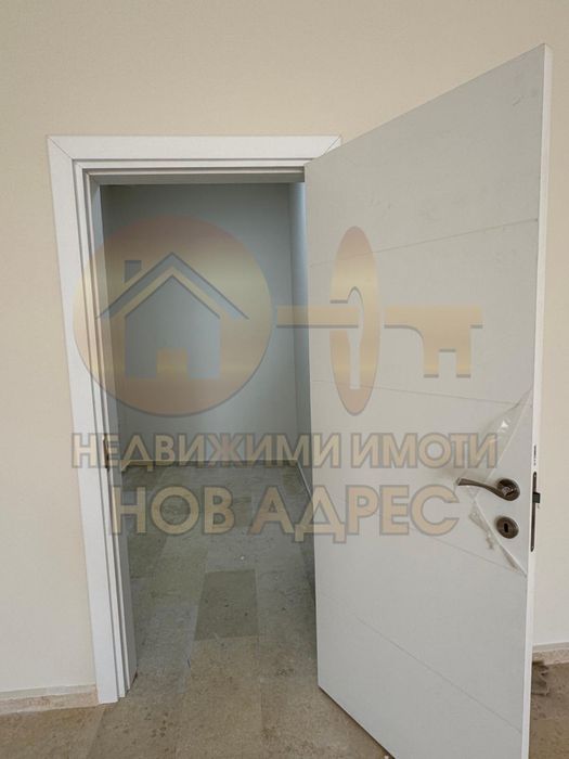 Дава се под наем Магазин в Търговище, Боровец - 55 кв.м за 498.27 € - Снимка #3