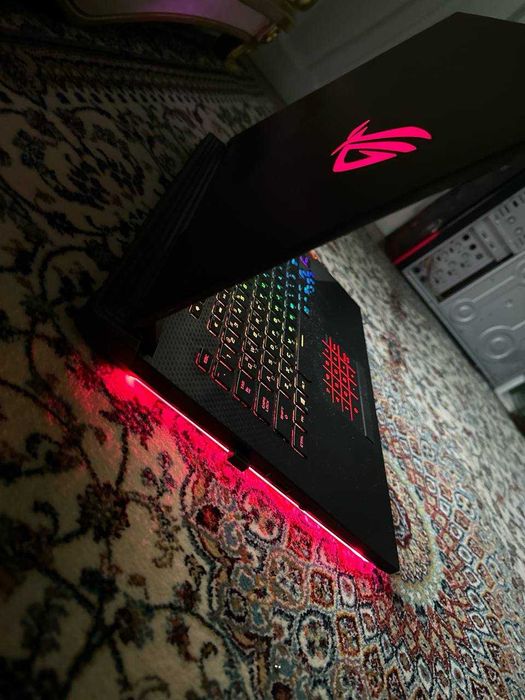 Ноутбук ASUS ROG Strix SCAR III (G531GV-AZ257) Core i7-9750H 240 Гц