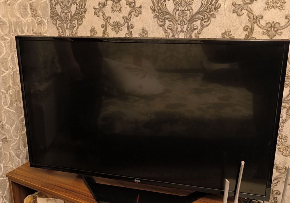 Продам телевизор Lg