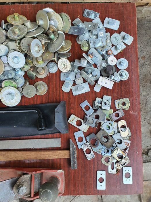 Инструменты Шайбы Магнит Зубило  Плоскагубцы Ключи