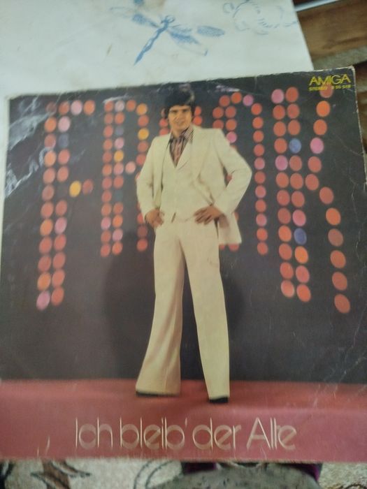 Продавам грамофонни плочи