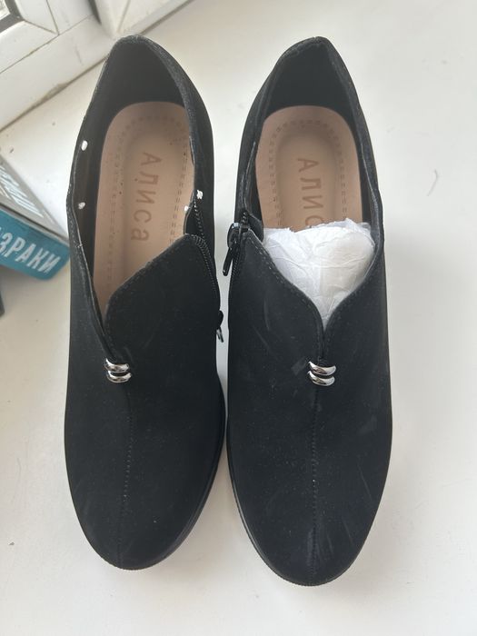 Ботинки женские новые