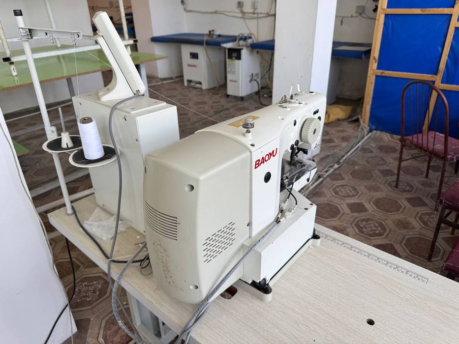 Tugma qoqadigan mashina