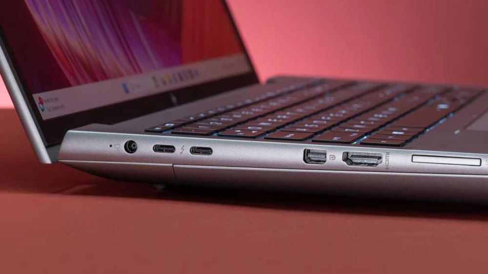 Laptop HP ZBook Fury 16 G11 4K Dream-Color i7 32B Ram RTX 2000 1TB NOU