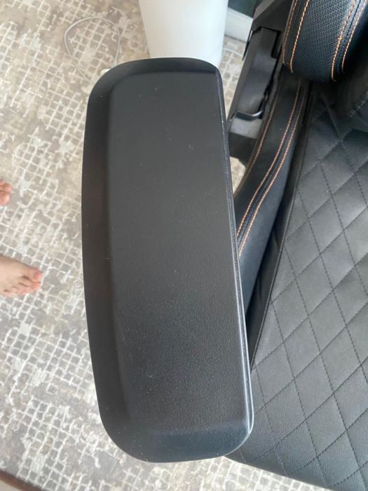 игровое кресло бренда COUGAR