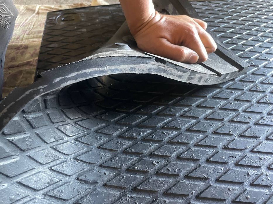 Rezina mat qoramollar uchun