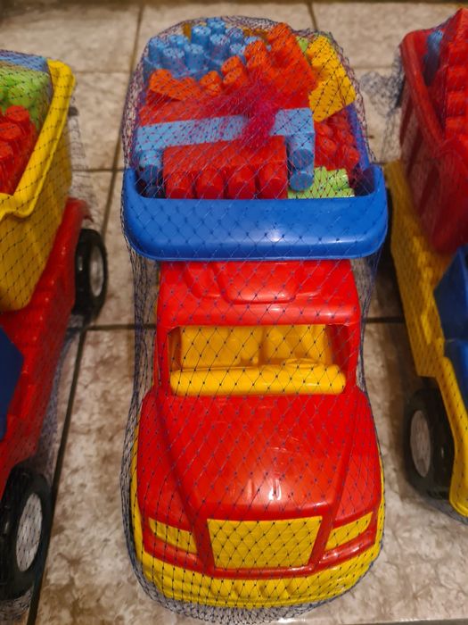 Basculanta cu lego pentru copii