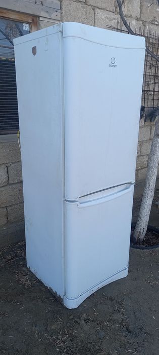 Холодилник на завчасть