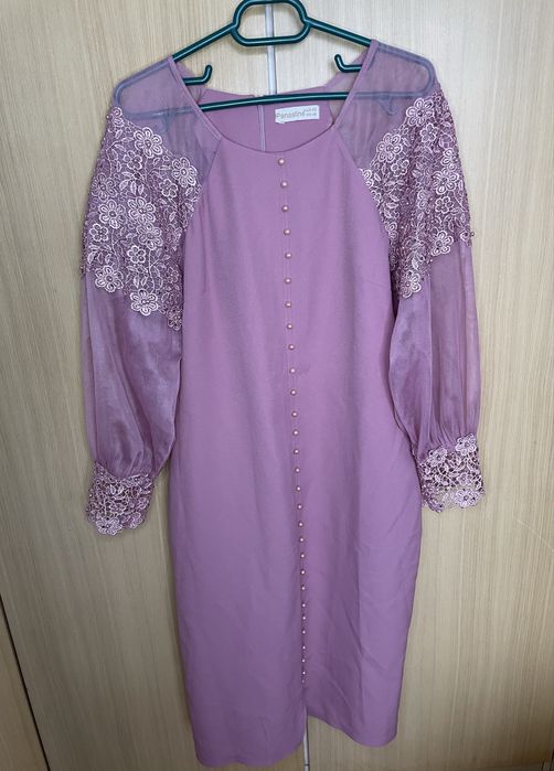 Rochie elegantă roz pudră